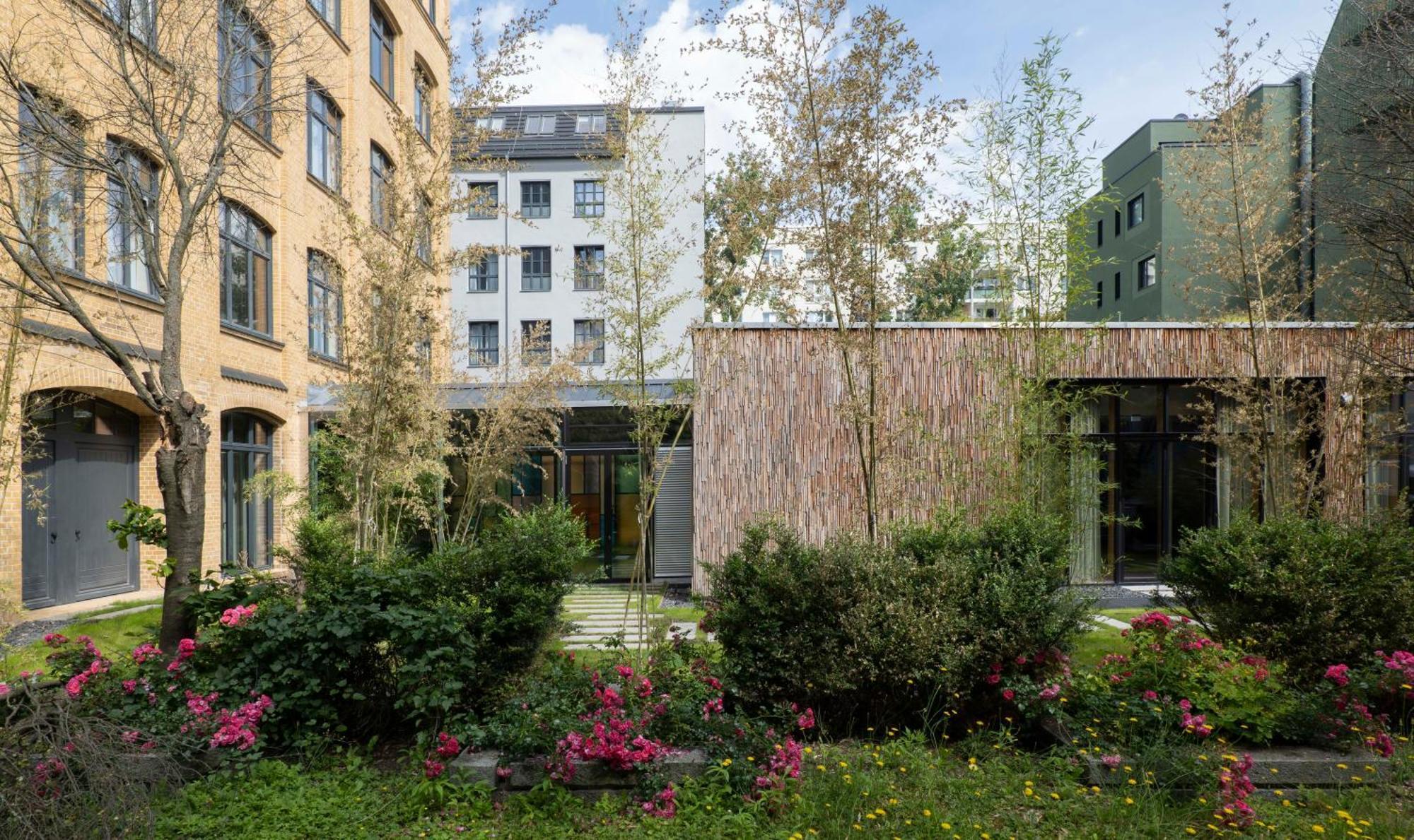 מלון Sly ברלין מראה חיצוני תמונה The new building of the Institute of Chinese Studies